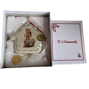 M.J Hummel Danbury Mint Annual Ornament  2011 Porcelain Christmas Ornament